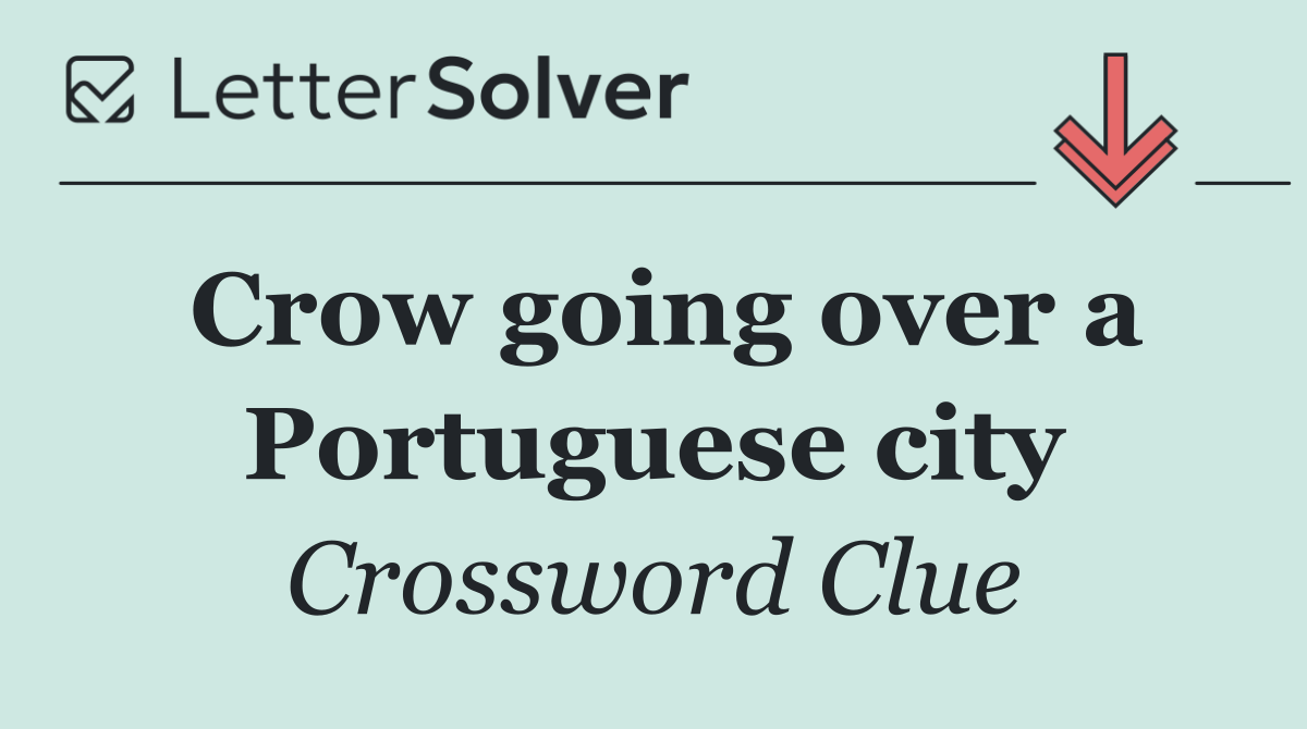 Crow going over a Portuguese city